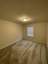 305 Ribbon Rail St in Fuquay Varina, NC - Building Photo - Building Photo