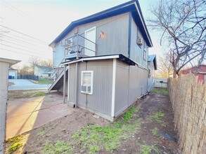 6404 Ponca St in Austin, TX - Building Photo - Building Photo