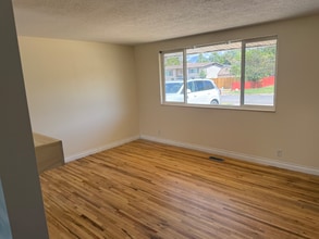 5986 S 610 W in Murray, UT - Building Photo - Building Photo