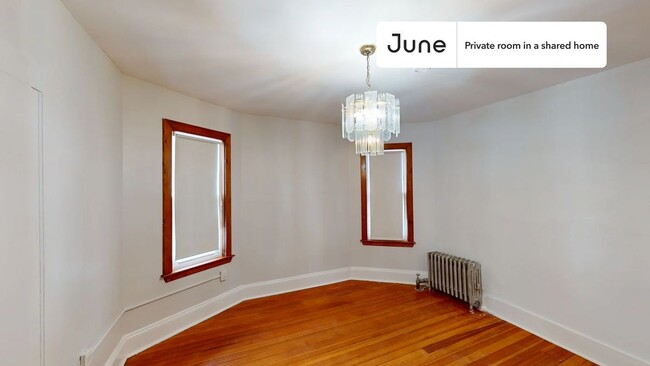 Private bedroom in 4 bed/1 bath Home in Boston, MA - Building Photo - Building Photo
