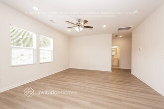 430 Jet Strm Dr in La Vergne, TN - Building Photo - Building Photo