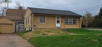 1 Banbury Ct in St. Louis, MO - Building Photo