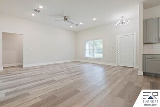 51 Woodside Dr in Palm Coast, FL - Building Photo - Building Photo