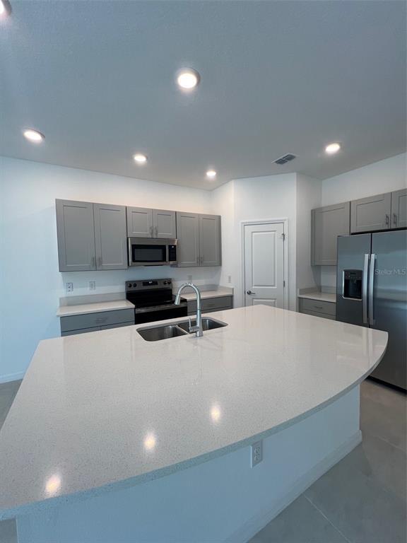 2958 Canary Ave in Davenport, FL - Building Photo - Building Photo