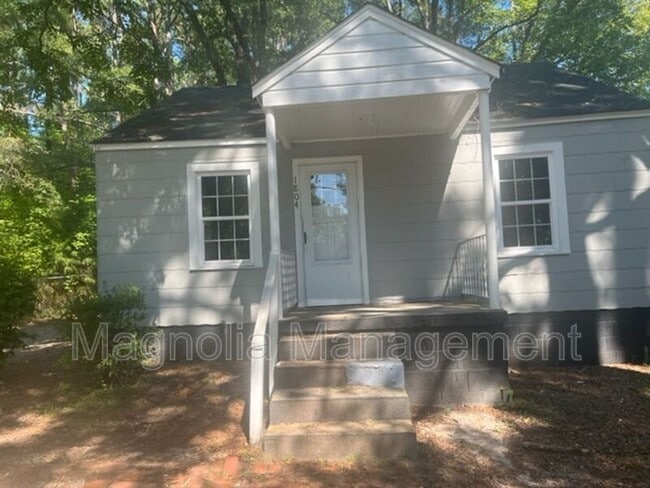 property at 1804 Colonial Ave