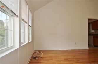 673 Hope St in Stamford, CT - Building Photo - Building Photo