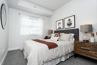 Lot 6 in Winnipeg, MB - Foto de edificio - Building Photo