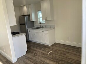 4701 16th Ave in Sacramento, CA - Building Photo - Building Photo