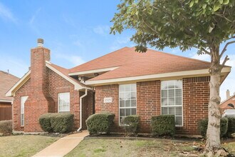 2525 Spring Rain Dr in Mesquite, TX - Building Photo - Building Photo