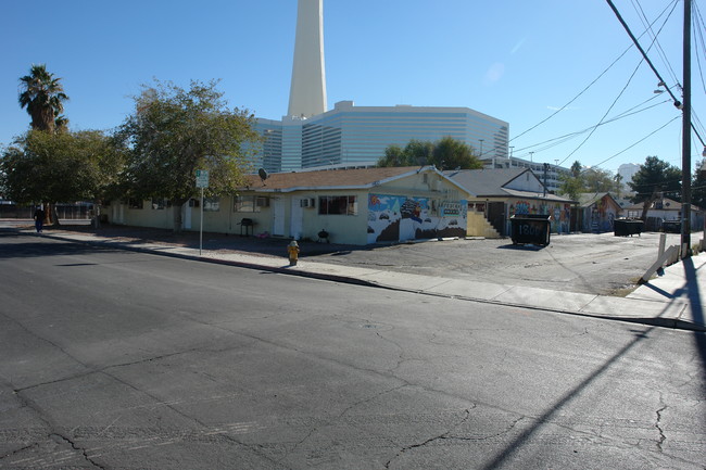 1800 Fairfield Ave in Las Vegas, NV - Building Photo - Building Photo