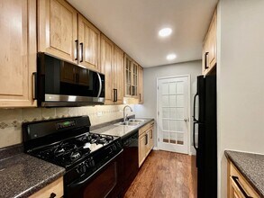 444 N Wilke Rd in Palatine, IL - Building Photo - Building Photo