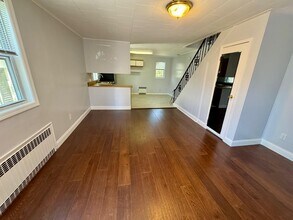 27 Columbia Ave in East Rockaway, NY - Building Photo - Building Photo