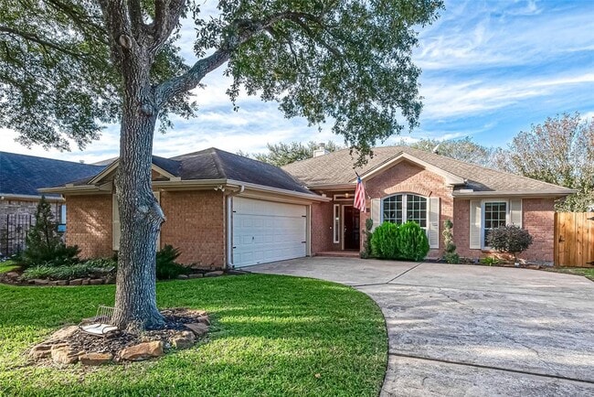 3118 Watercastle Ct in League City, TX - Building Photo - Building Photo