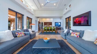 2 Dominion Ct in Rancho Mirage, CA - Building Photo