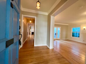 1438 Midvale Ave in Los Angeles, CA - Building Photo - Building Photo