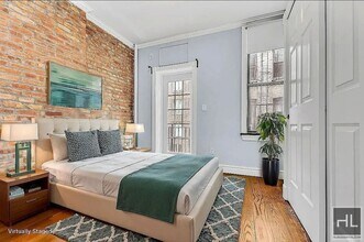 W 52ND ST., Unit 1A in New York, NY - Foto de edificio - Building Photo