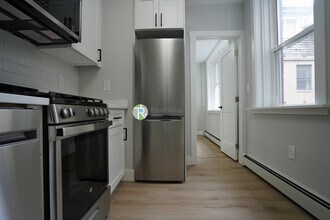 168 Endicott St, Unit 2 in Boston, MA - Building Photo - Building Photo