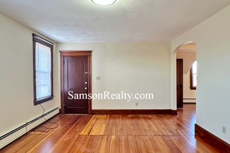 610 Pawtucket Ave in Pawtucket, RI - Building Photo - Building Photo