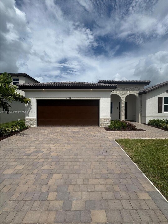 2930 SE 23rd Ave in Homestead, FL - Building Photo