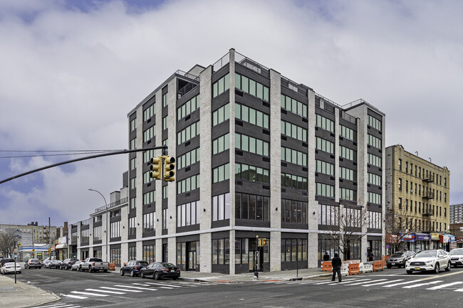 790 Allerton Apartments