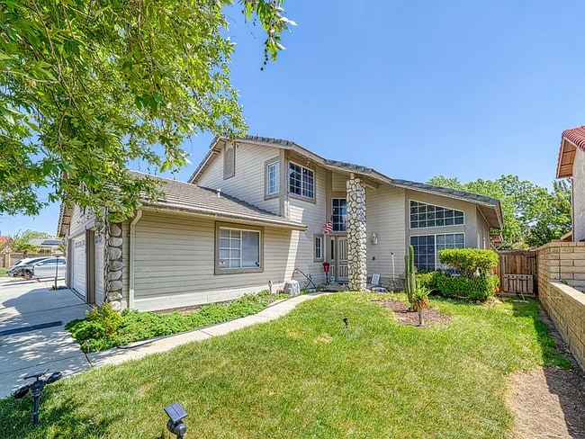 39240 Gunsmoke Ct in Palmdale, CA - Building Photo - Building Photo