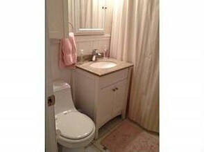 50 Green St-Unit -203 in Brookline, MA - Building Photo - Building Photo