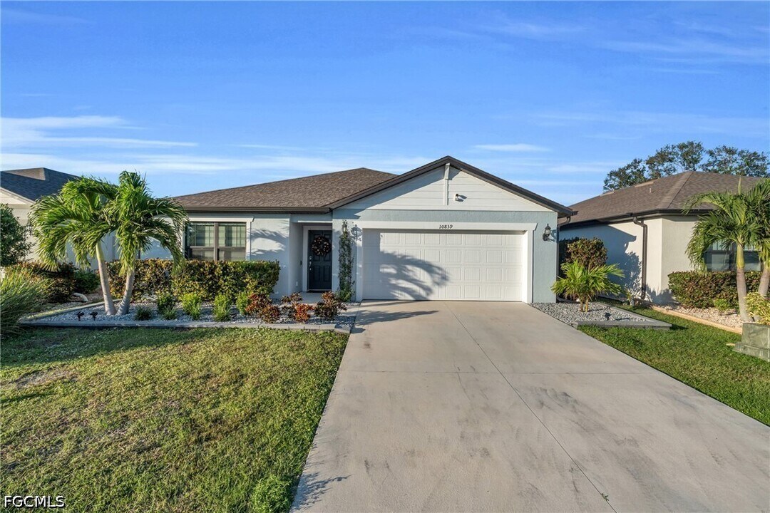 10839 Marlberry Way in North Fort Myers, FL - Building Photo