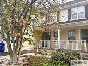 173 Salem Rd in North Brunswick, NJ - Building Photo - Building Photo