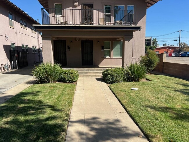 property at 1304 N Linden Ave