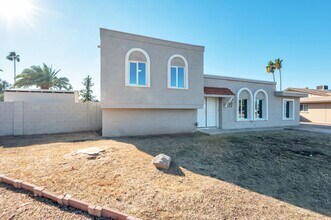 1743 E Pebble Beach Dr in Tempe, AZ - Building Photo - Building Photo