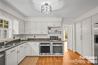 3900 Braxton Dr in Charlotte, NC - Building Photo - Building Photo