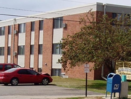 River Heights in Yankton, SD - Foto de edificio