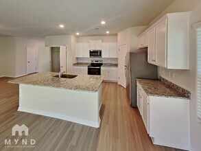 6232 Lowe Ln in Charlotte, NC - Building Photo - Building Photo