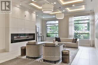 25 Fontenay Ct in Toronto, ON - Building Photo - Building Photo