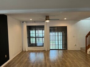 5868 SW 8th Pl in Gainesville, FL - Building Photo - Building Photo