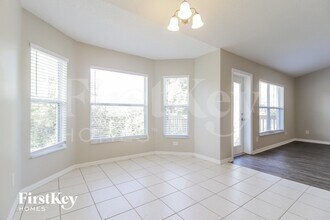 657 Winding Lake Dr in Clermont, FL - Building Photo - Building Photo