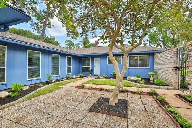 12410 Pantano Drive in Houston, TX - Building Photo - Building Photo