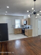 2740 Riverside Ave-Unit -8 in Jacksonville, FL - Building Photo - Building Photo