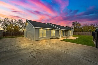 4611 Idaho St in Houston, TX - Building Photo - Building Photo