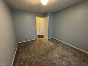 4631 W Smith Valley Rd in Greenwood, IN - Building Photo - Building Photo