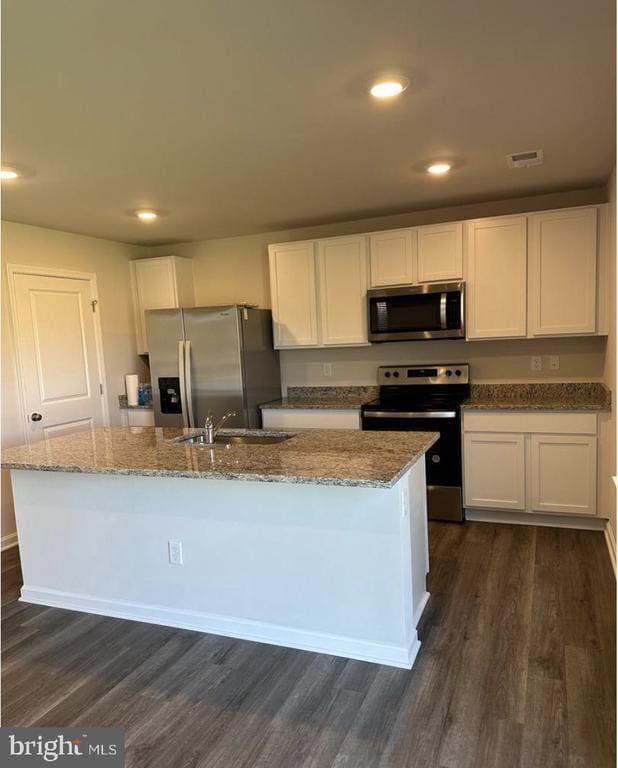 219 Centergate Dr in Charles Town, WV - Building Photo - Building Photo