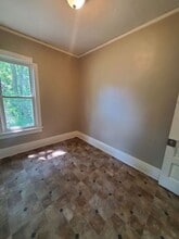 1621 W Meinecke Ave in Milwaukee, WI - Building Photo - Building Photo