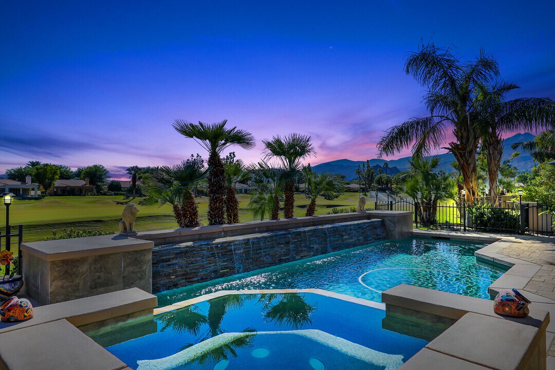 80425 Cedar Crest in La Quinta, CA - Building Photo