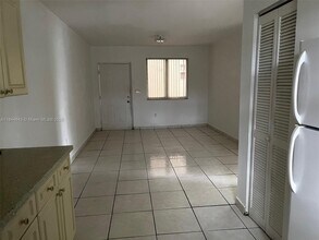 181 NW 47th Ave in Miami, FL - Building Photo - Building Photo