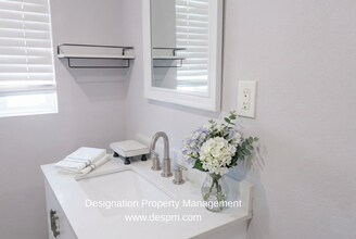 4917 Templeton St in Los Angeles, CA - Building Photo - Building Photo