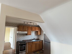 27 Arbor Ln in Centereach, NY - Building Photo - Building Photo