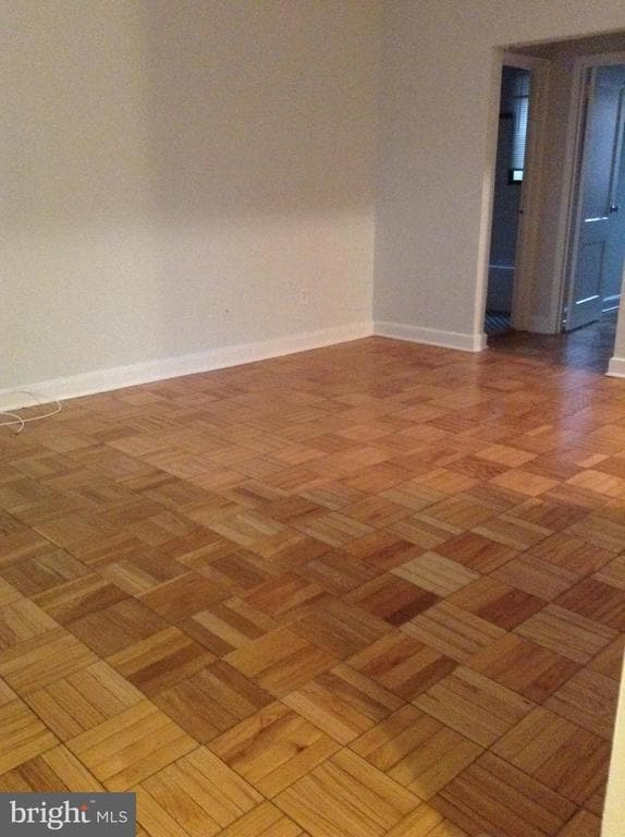 property at 1726 N Quinn St