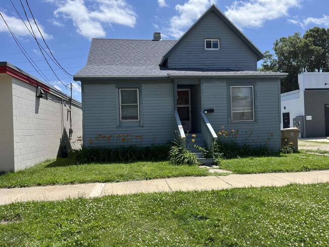 property at 1525 Gilson St