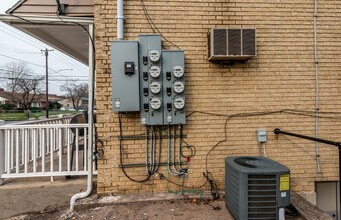 400 2nd St in Highspire, PA - Building Photo - Interior Photo