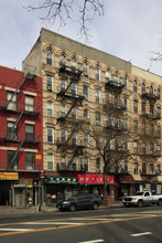 135-137 Chrystie St in New York, NY - Building Photo - Building Photo